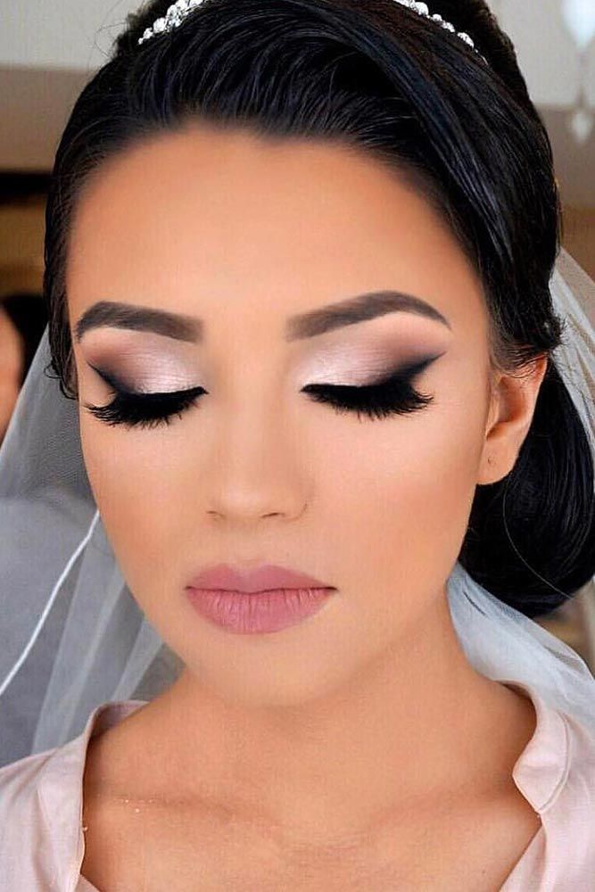 50+ Magnificent Wedding Makeup Looks For Your Big Day