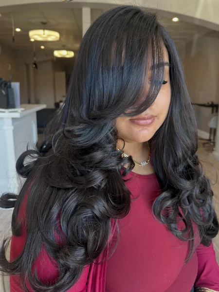 Deep Side Part Long Black Curled Hair