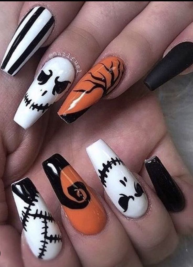 50 Frightfully Easy DIY Halloween Nail Art Ideas that Scream ...