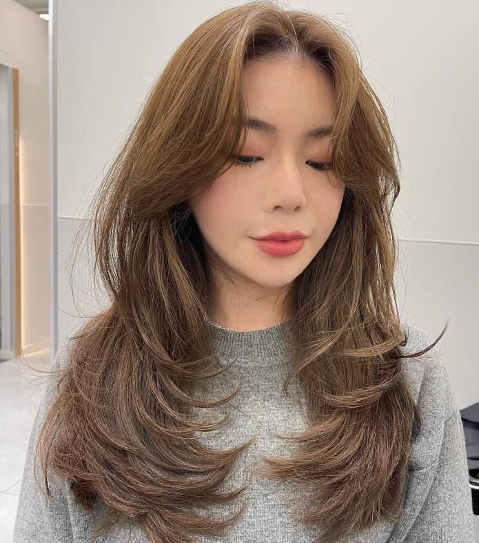40 Stunning Butterfly Haircut Examples You Will Want to Don