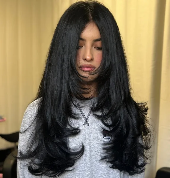 Middle Part Long Black Curtain Layers