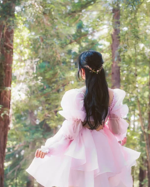 Half-Up Ponytail with Floral Hairpin