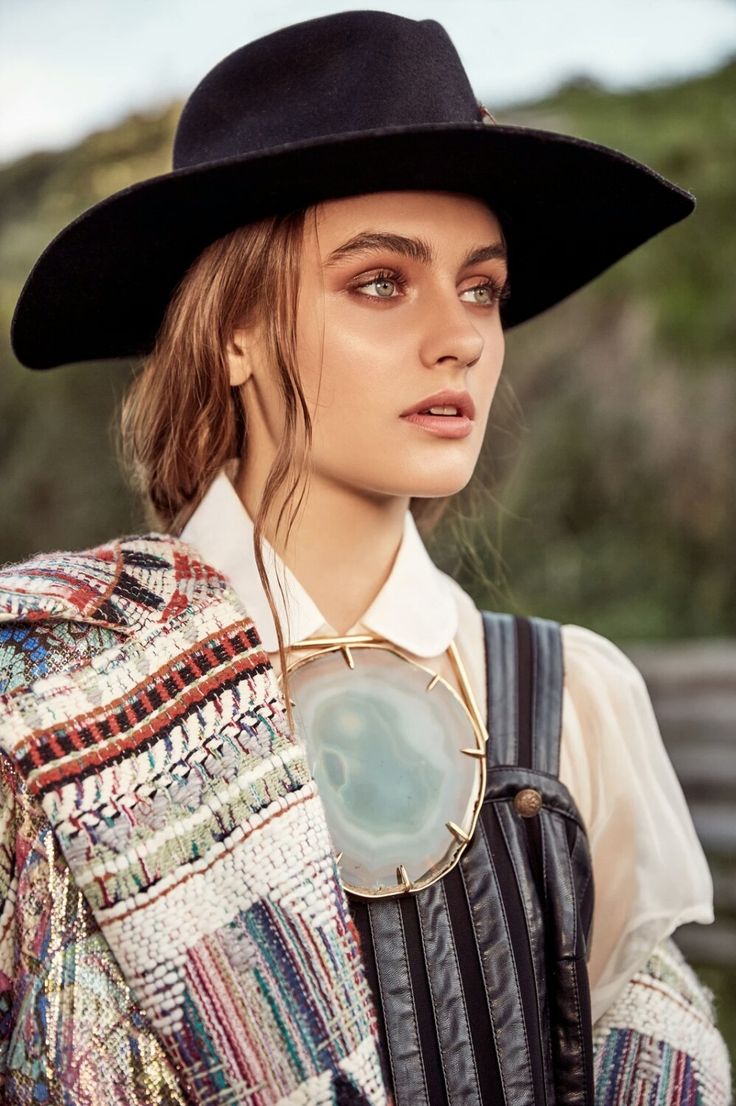 Épinglé par Julienne Mula sur Wild West | Marie, Instagram