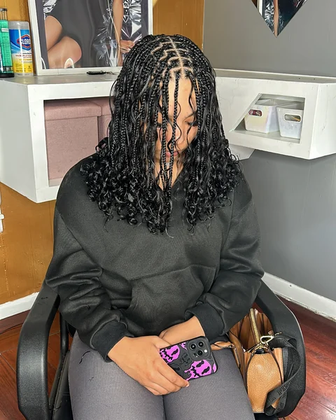 Short Boho Knotless Braids with Curly Ends