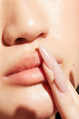 Hydration for Plump Lips Hydration for Plump Lips