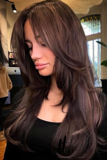 31 Butterfly Haircut Ideas For The Perfect Layered Hairstyle - The ...