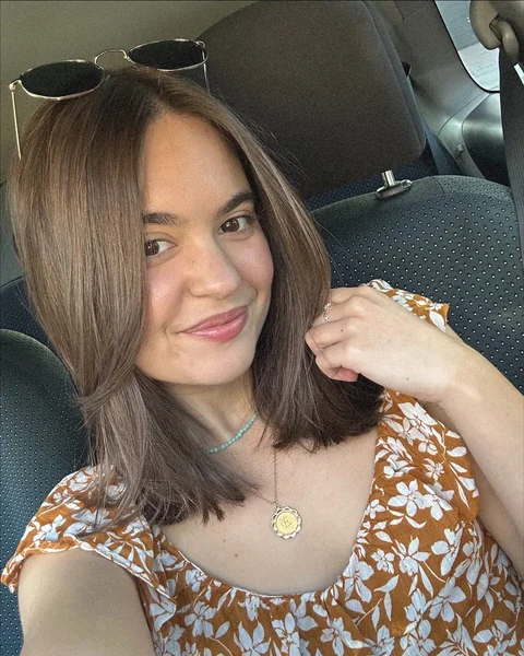 Casual Summer Bob with Side Part