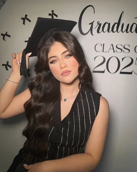 Long Wavy Hair for Graduation Party Photos
