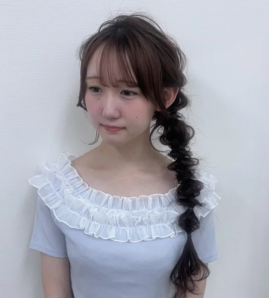Messy Side Fishtail Bubble Braid
