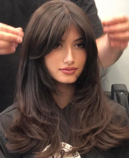 Long Wavy Hair with Sweeping Side Bangs