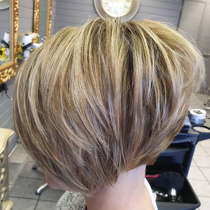 30 Gorgeous Short Hairstyles for Women Over 40