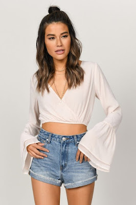 Casual Chic with Denim Shorts and a Flowy Blouse Casual Chic with Denim Shorts and a Flowy Blouse