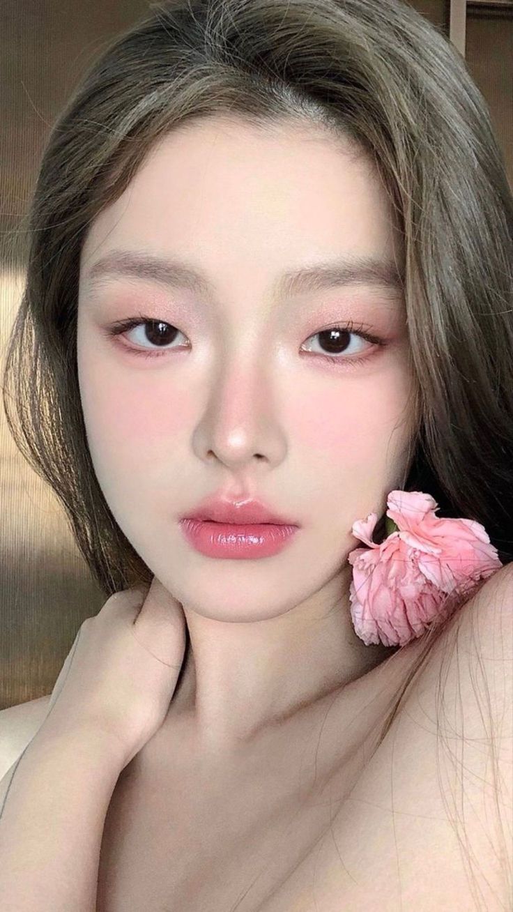 Korean Makeup Trends: How To Get The K-Beauty Look In 2025