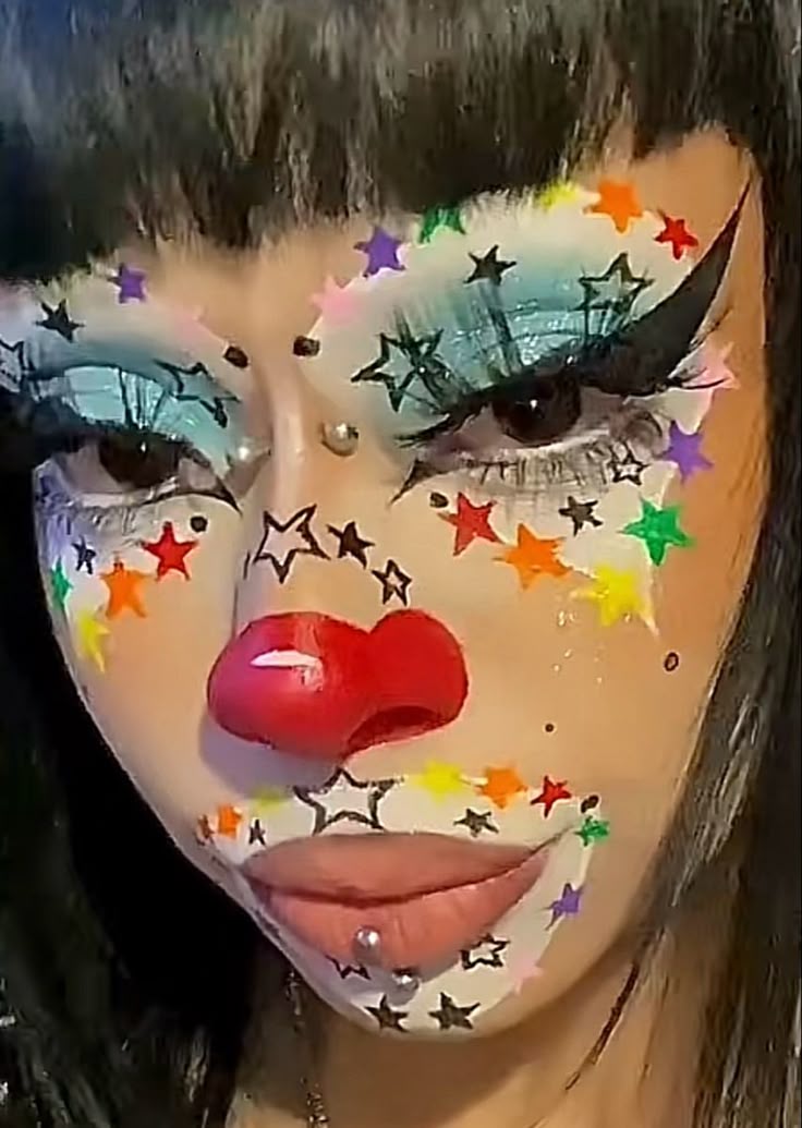 ☆.. star clown makeup