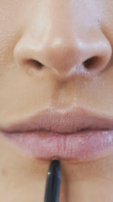 Maintaining Lip Care Routine Maintaining Lip Care Routine