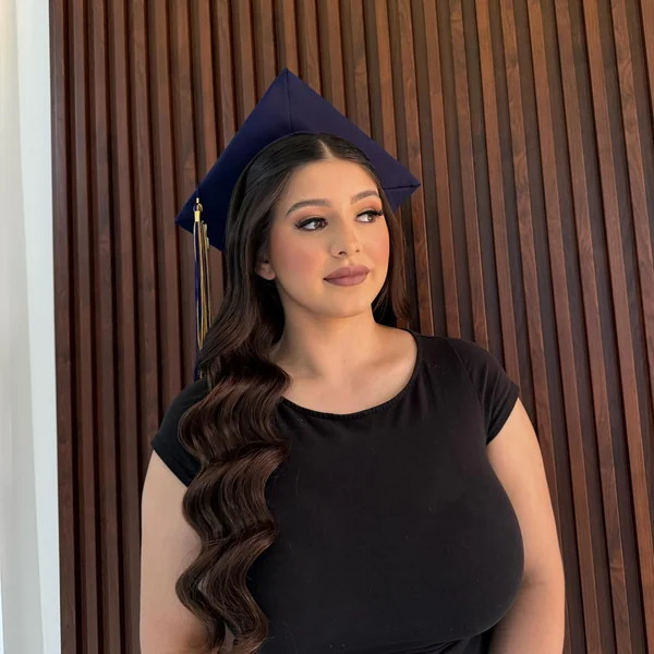 Side-Swept Dark Waves with Navy Cap