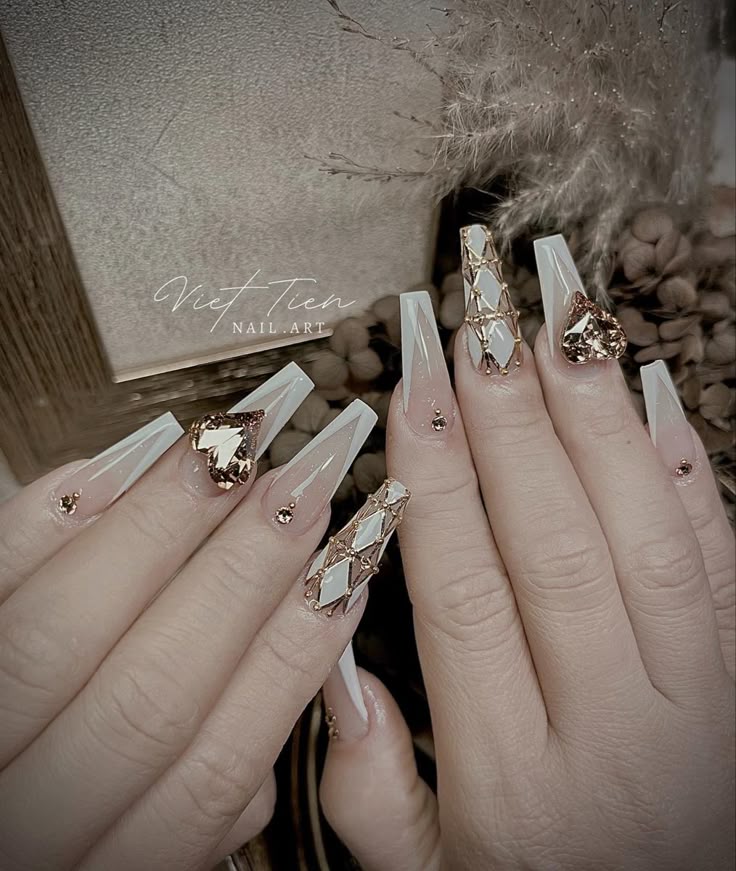 Pin by Queen Nail & Spa on Móng bột | Acrylic nails coffin short ...