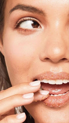 Makeup Tips for Fuller Lips Makeup Tips for Fuller Lips