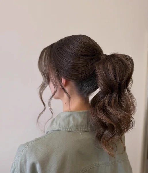 Voluminous High Ponytail Without Hat