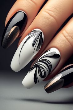 Woman Expects Daughter To Get Cheap Press-On Nails Over Acrylic Ones,  Netizens Bash Her