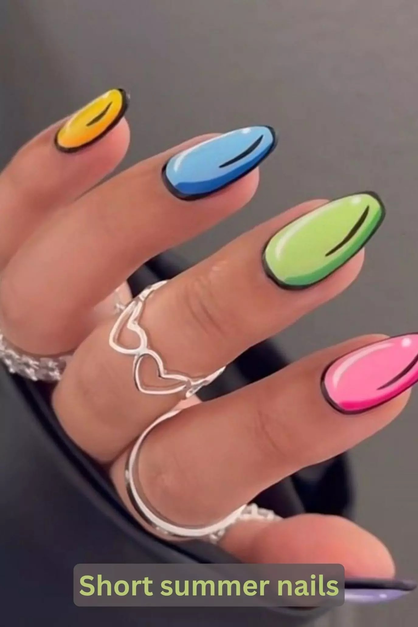 Short summer nails