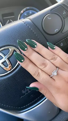 Emerald Green Nail Tone Emerald Green Nail Tone