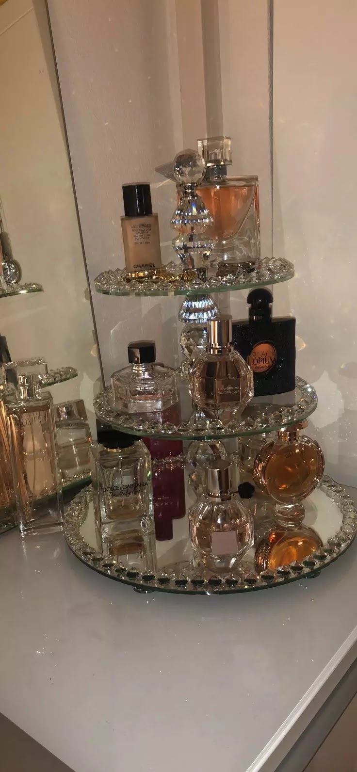 Perfumes and fragrances Perfumes and fragrances
