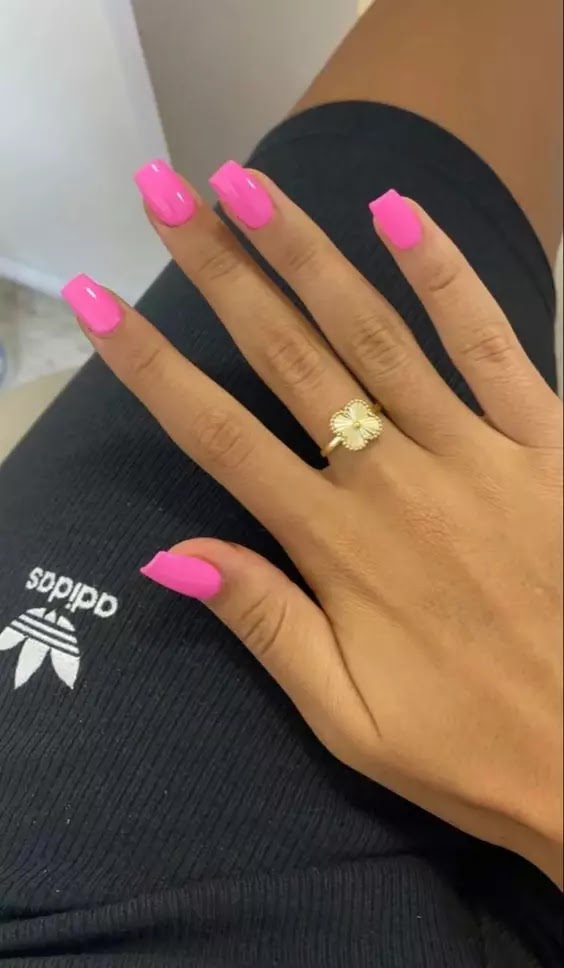 Light pink nails for Valentine's Day? Light pink nails for Valentine's Day?