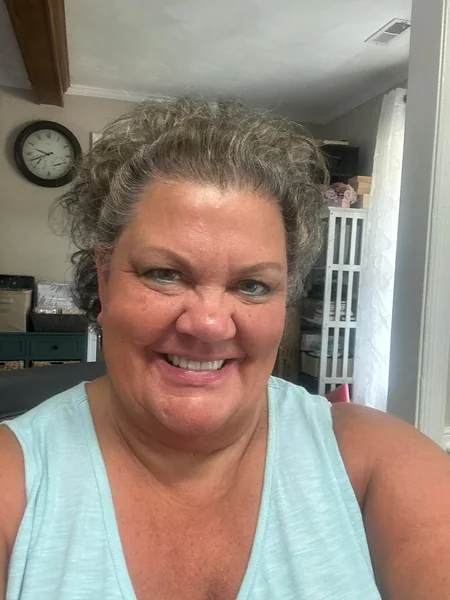 Bouncy, Natural Curly Crop for Maximum Volume