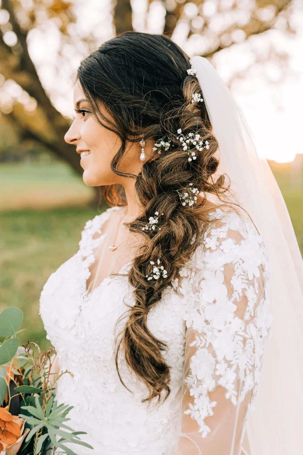 Bridal Hairstyles: Wigs for Versatility