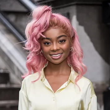 Pink Hair - Latest | Teen Vogue