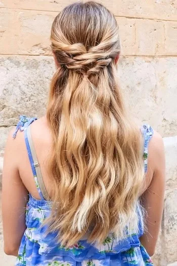Half-Up Twisted Waves for Long Hair