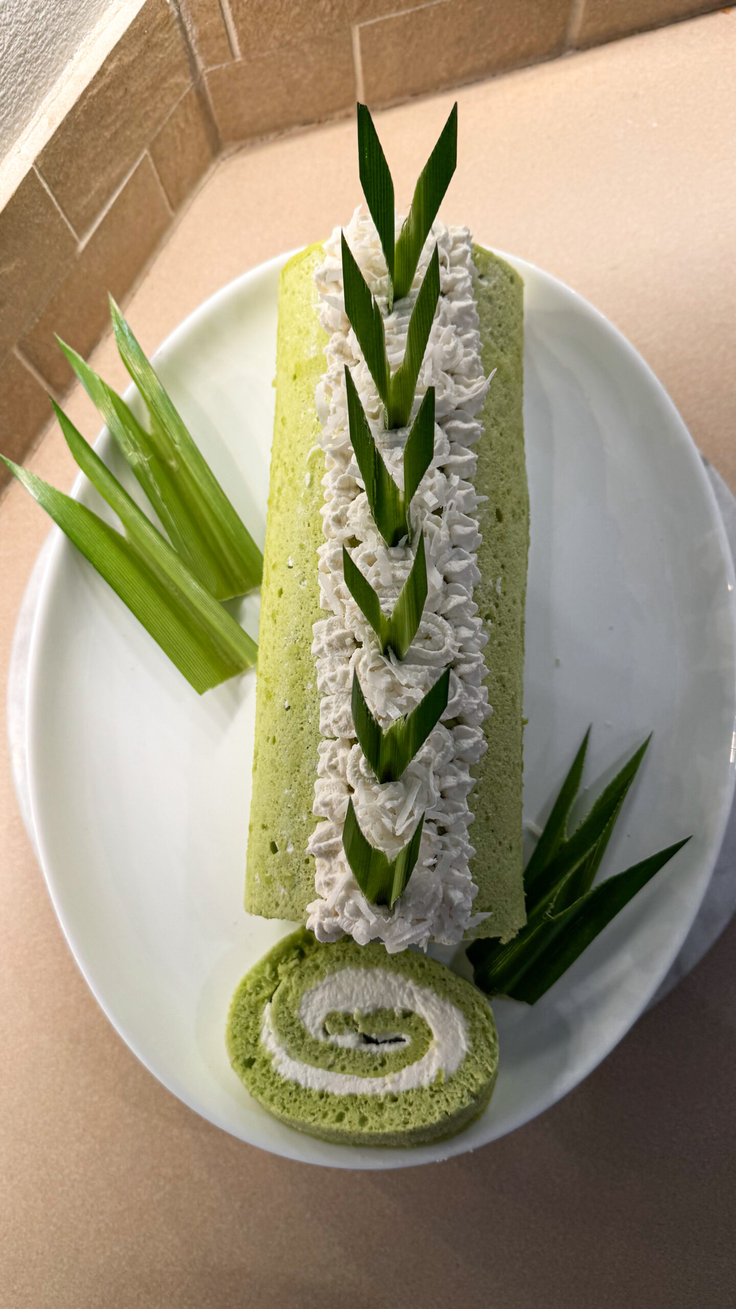 How to make Pandan Roll Cake (a.k.a. Swiss Roll) - Ta-Daa!