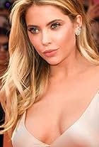 Ashley Benson - IMDb