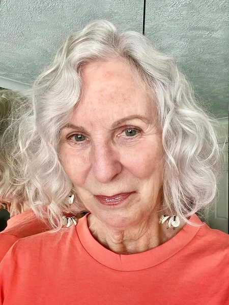 Soft Silver Waves and Curls for Volume