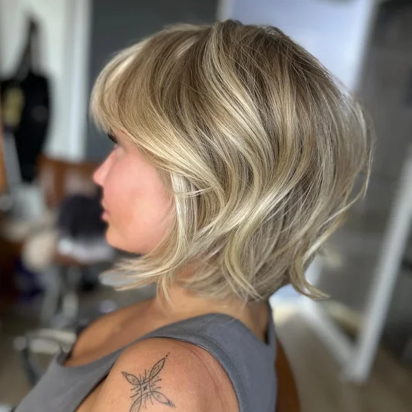 Stacked Layered Chin Bob with Feathered Bangs