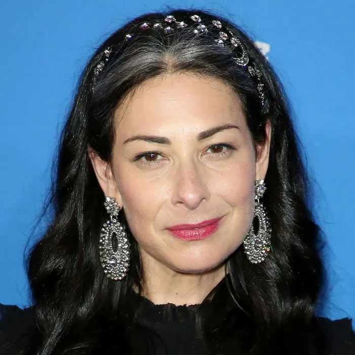 Celebrity Stylists Share 3 Chic, Flattering Hairstyles For Women ...