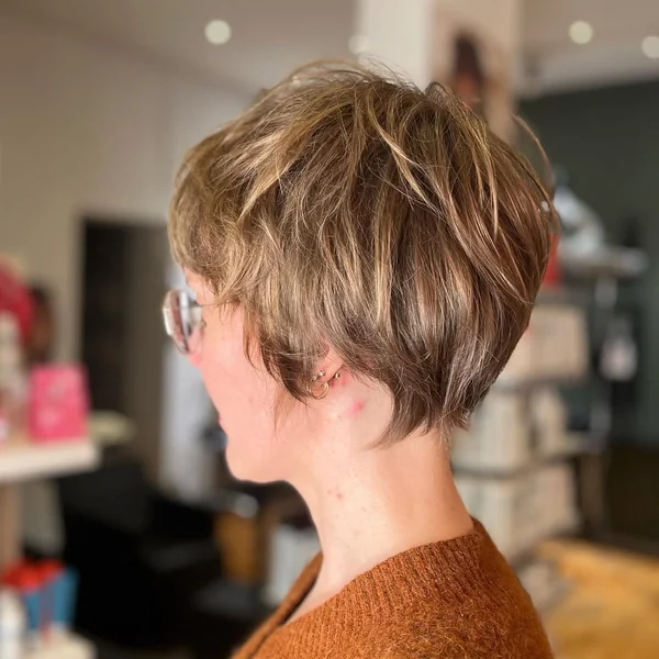 Textured Golden Pixie with Feathered Nape and Volume