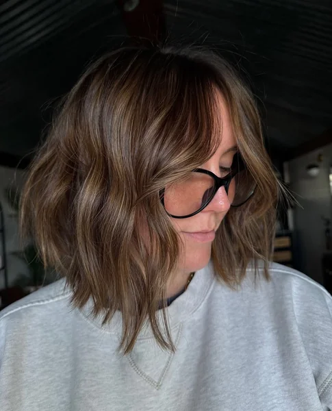 Textured Wavy Bob with Caramel Balayage Highlights