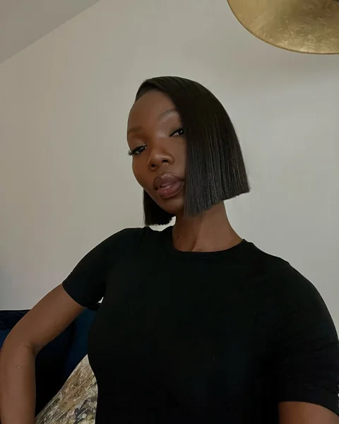 Ultra-Sleek Blunt Chin Bob with Deep Part
