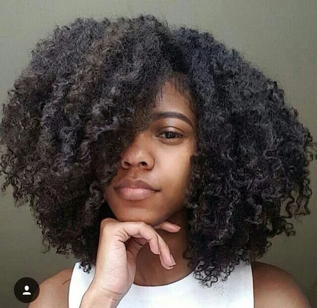Voluminous Natural Bob with Defined Coils