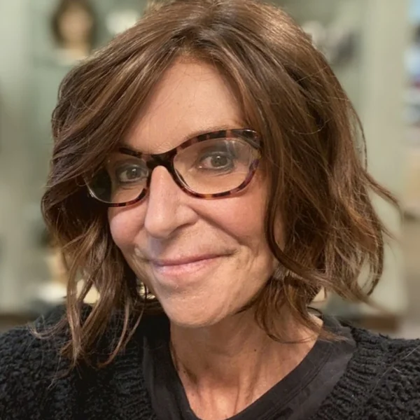 Wavy Chocolate Chin Bob with Lifted Crown