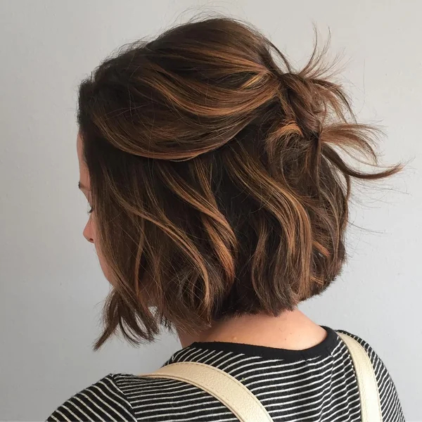Wavy Textured Chin Bob Half-Up Style