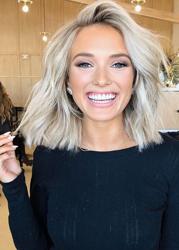 Fantastic Medium Blonde Haircuts for Women to Show Off in 2020