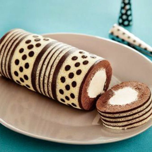 Going around the world here!! Japanese Patterned Swiss Rolls by ...