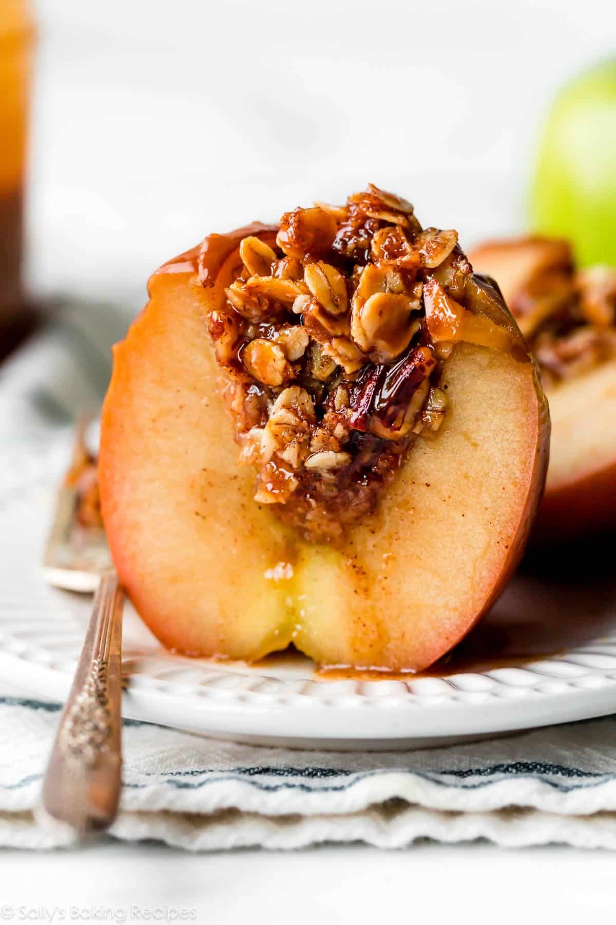 Baked Apples Recipe (Easy Recipe + Video) - Sally's Baking Addiction