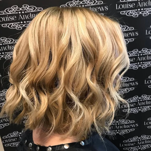 Beachy Blonde Messy Bob with Sun-Kissed Waves