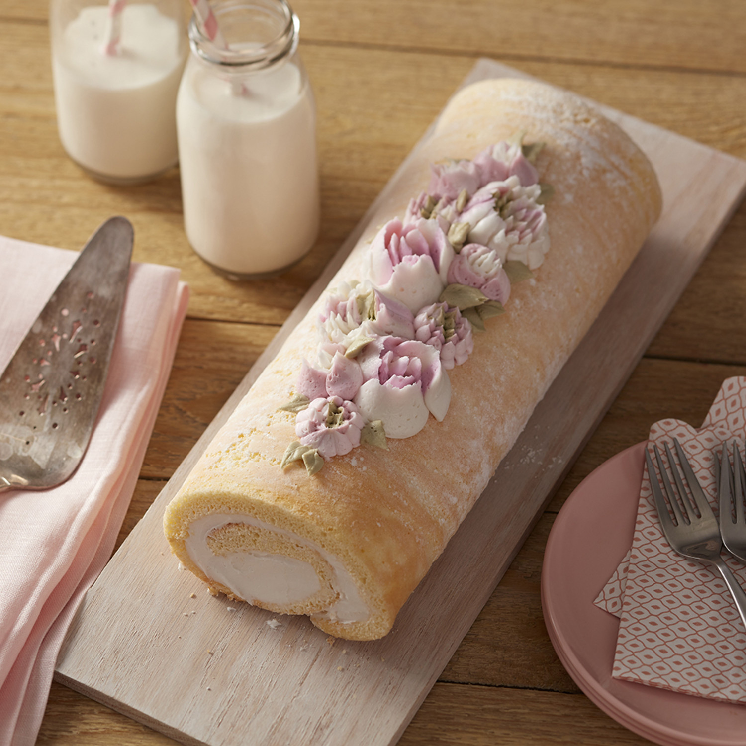 Easy Blooms Sweet Roll Cake - Wilton