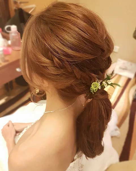 Bridal Wavy Ponytail with Side Braid Accent