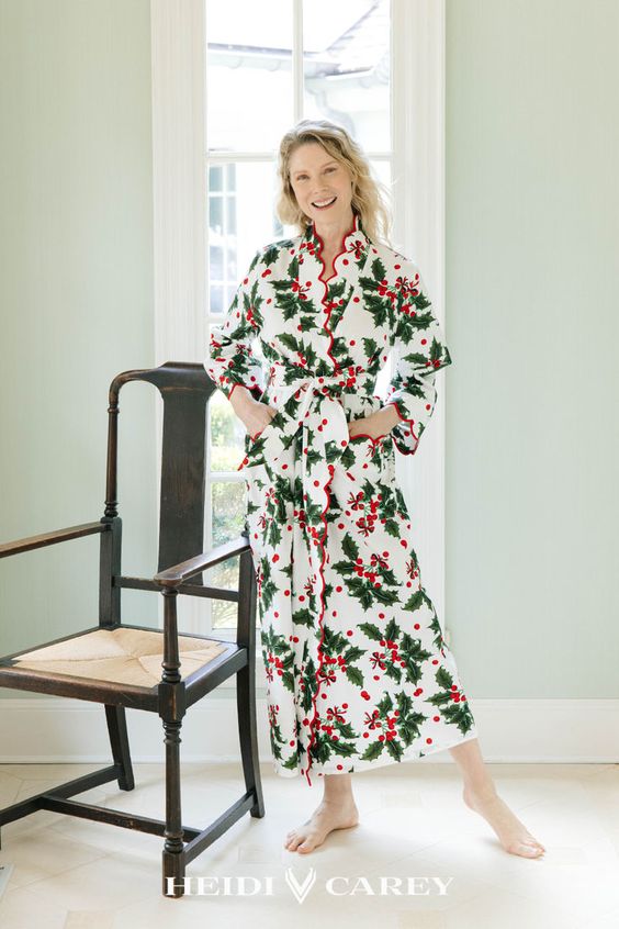 Balancing fashion trends with timeless classics Balancing fashion trends with timeless classics